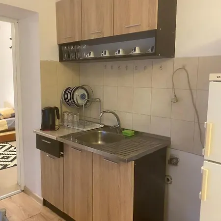 Nv Apartment *