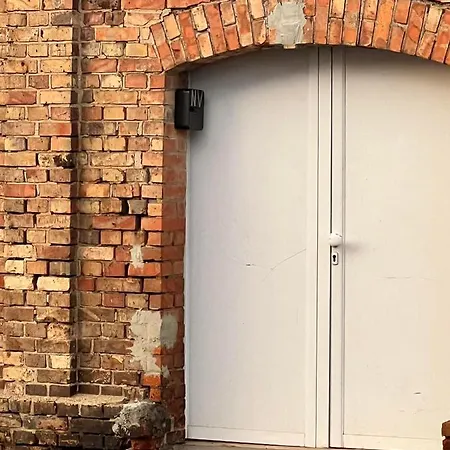 Nv * Лютерштадт-Айслебен