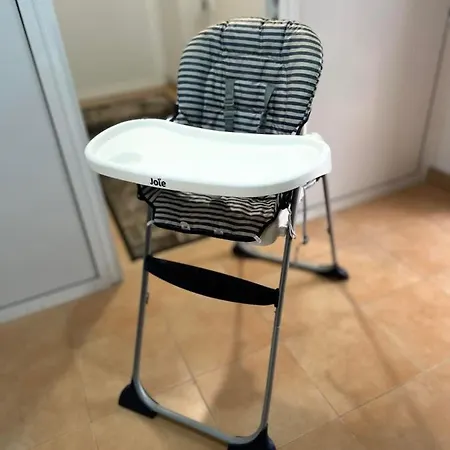דירה Nv לותרשטאט אייסלבן